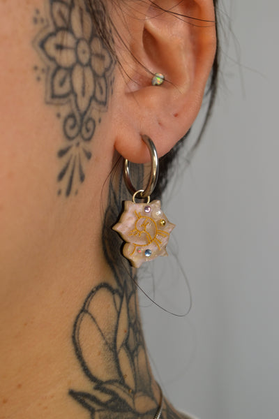 Seashell Mismatch Charms (Silver hoop)