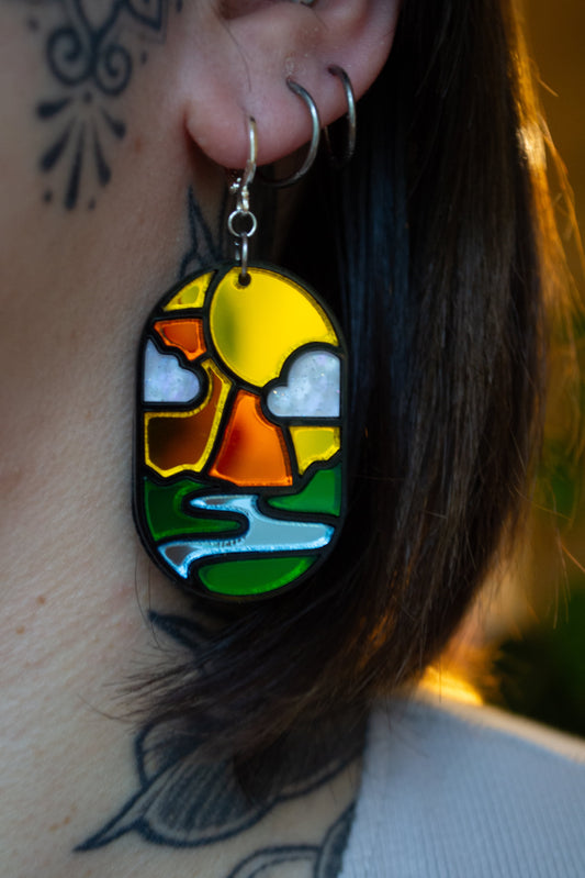 Day Stainglass Window (Silver Hoop)