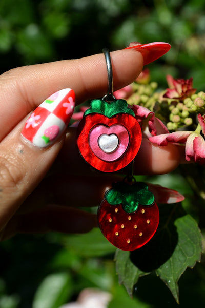 Half Cut Strawberry (Gold Hoop)