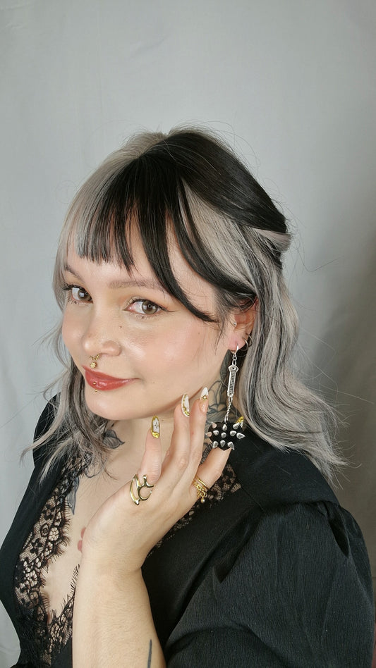 Conqueror Black Mace (Silver Hoop)